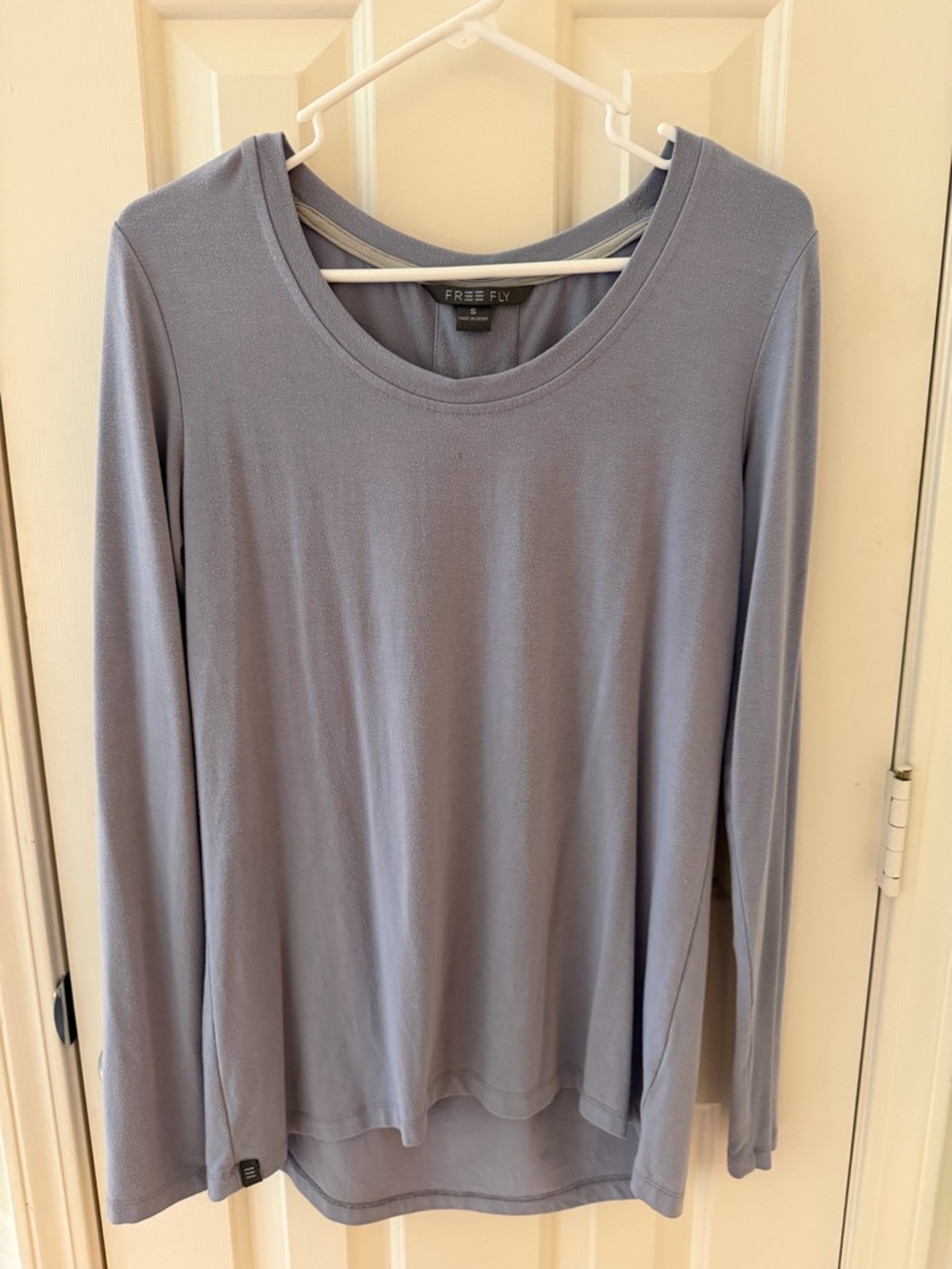 Free Fly Apparel Women's Long Sleeve Scoop Neck Top - Pale Blue